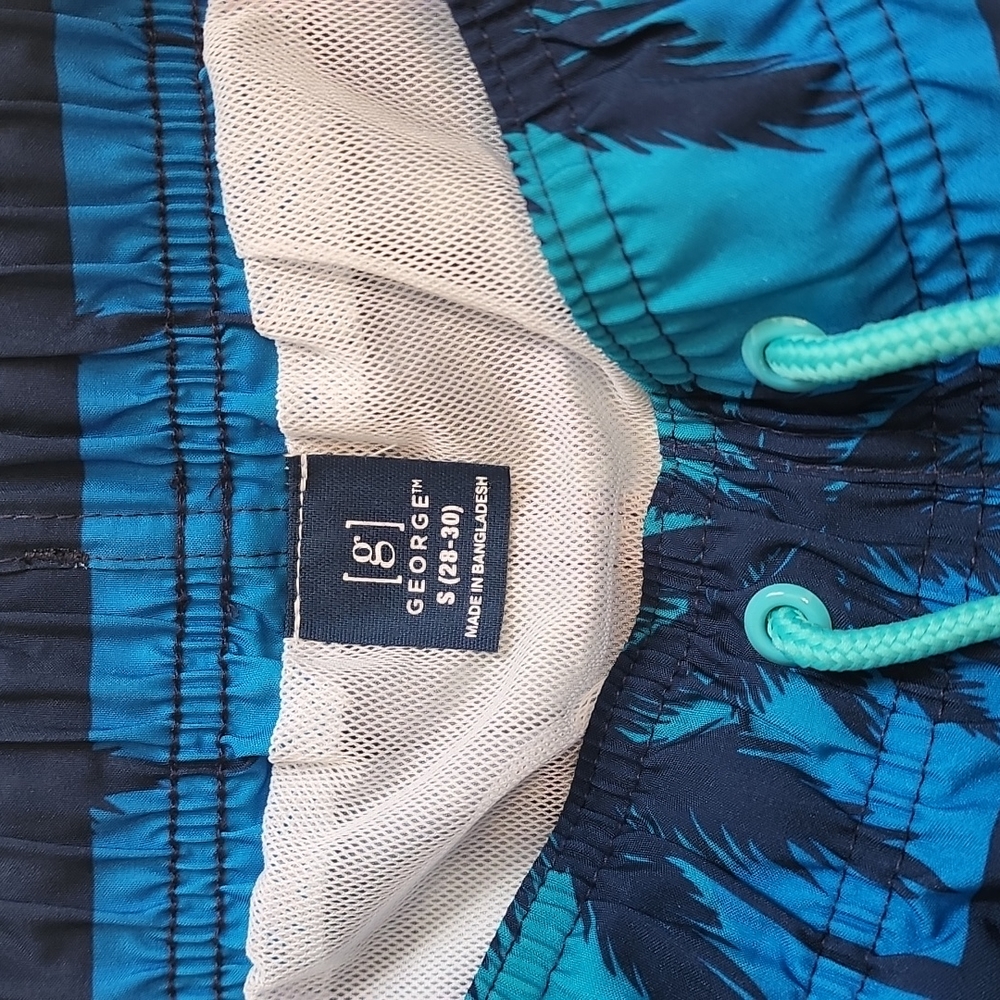 Swimming Trunk - Picture 3 of 7